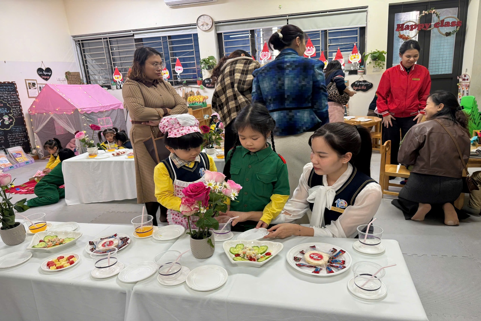 C:\Users\ADMIN\Desktop\ảnh a4. 2024-2025\ảnh T12\z6162449307860_114d02654a0442630341a14f8b49445e.jpg