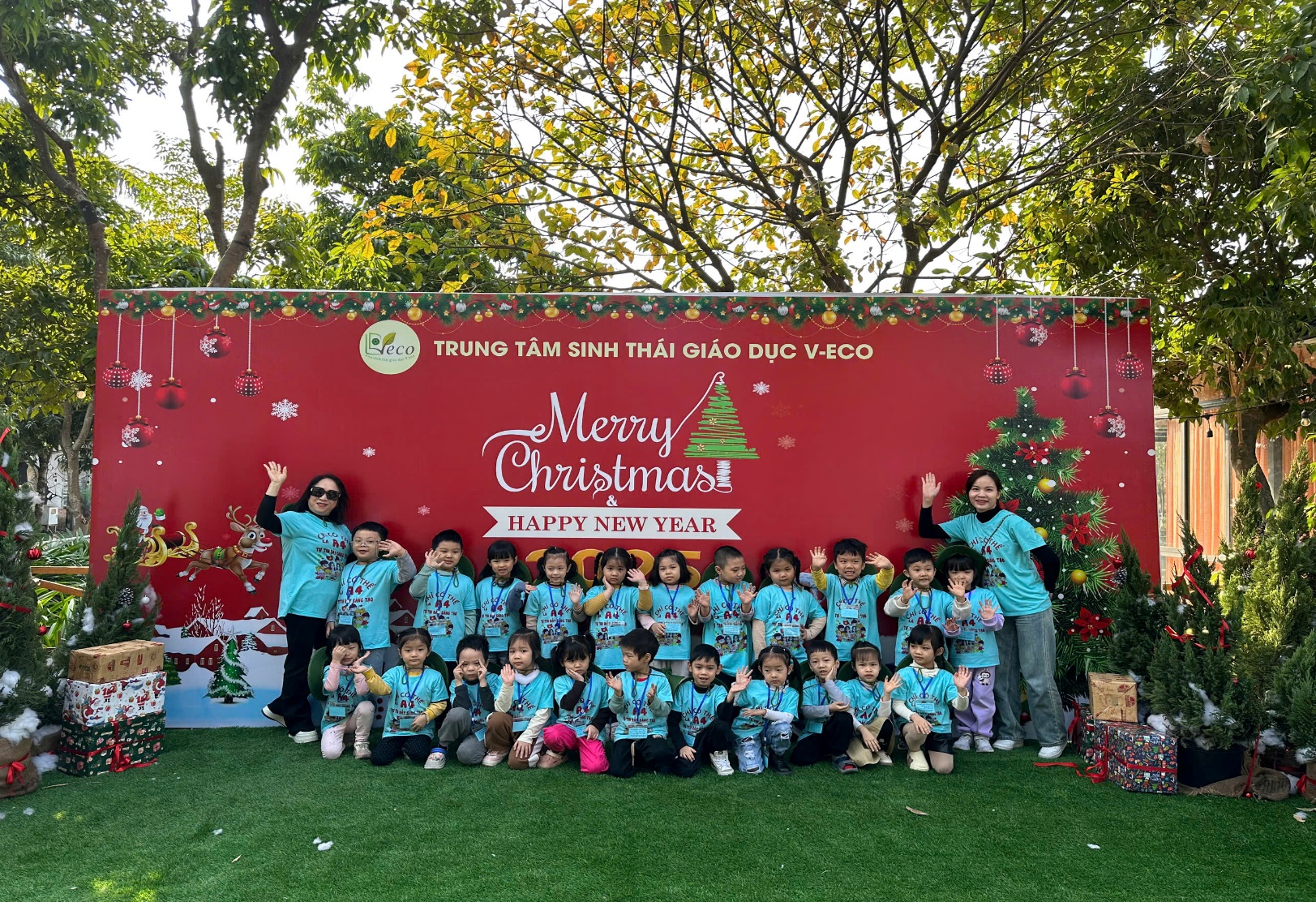 C:\Users\ADMIN\Desktop\ảnh a4. 2024-2025\ảnh T12\z6148220048678_70e4de475a1fabe2b9b5e27247663ade.jpg