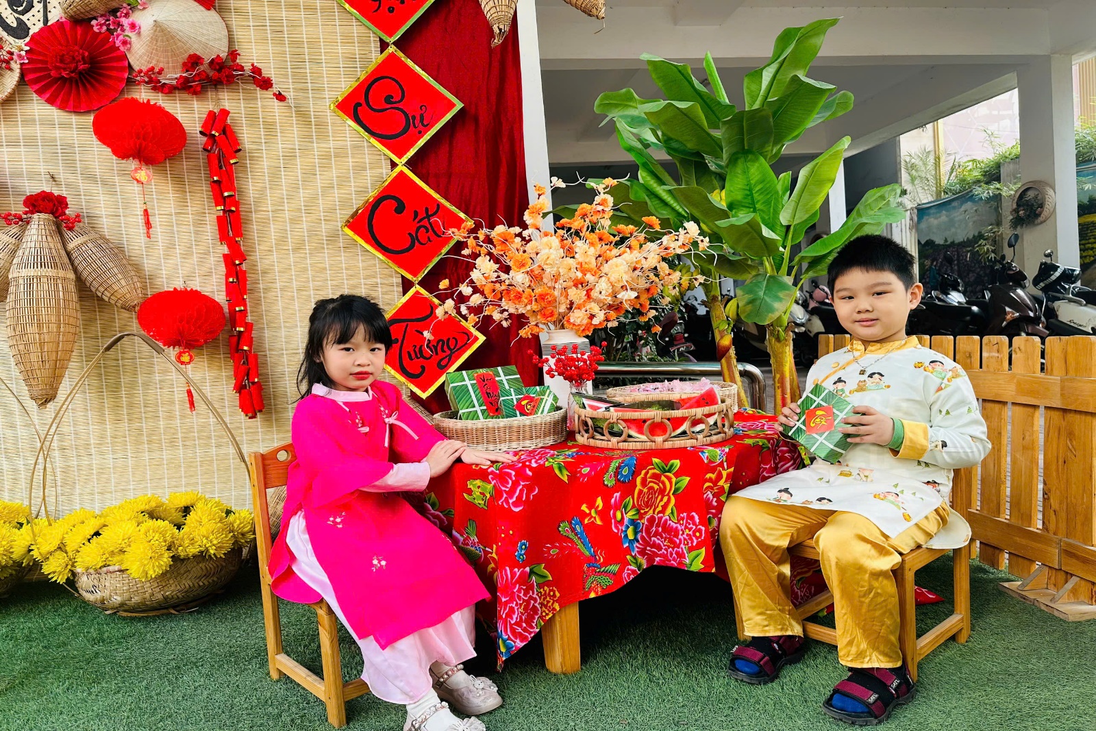 C:\Users\ADMIN\Desktop\ảnh a4. 2024-2025\ẢNH THÁNG 1\z6236899588603_b6c62c499a4c094cd226dd5b33fc189f.jpg