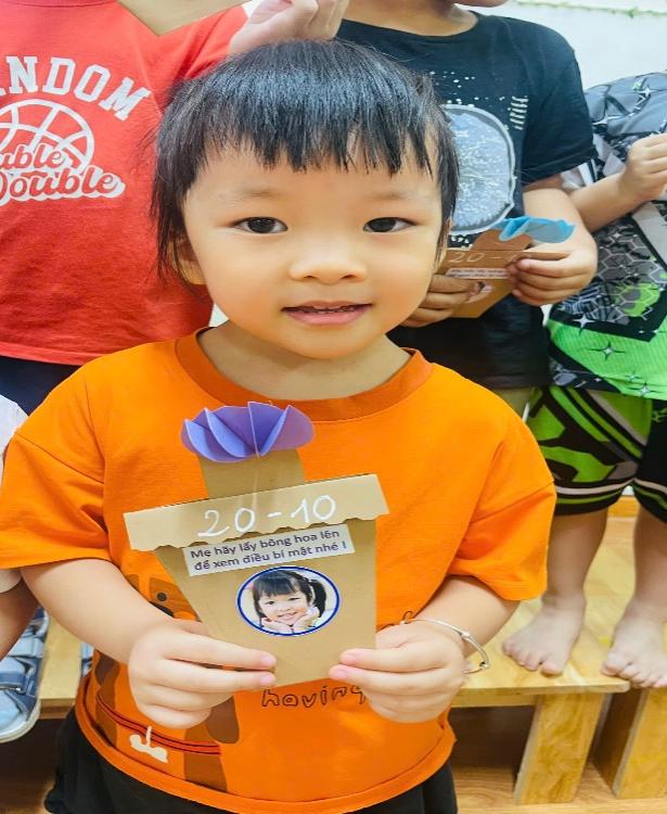 C:\Users\Admins\Desktop\Trang Nhung\Ảnh 20-10\04d03fe6-f521-4f72-a440-b462afc43d76.jpg