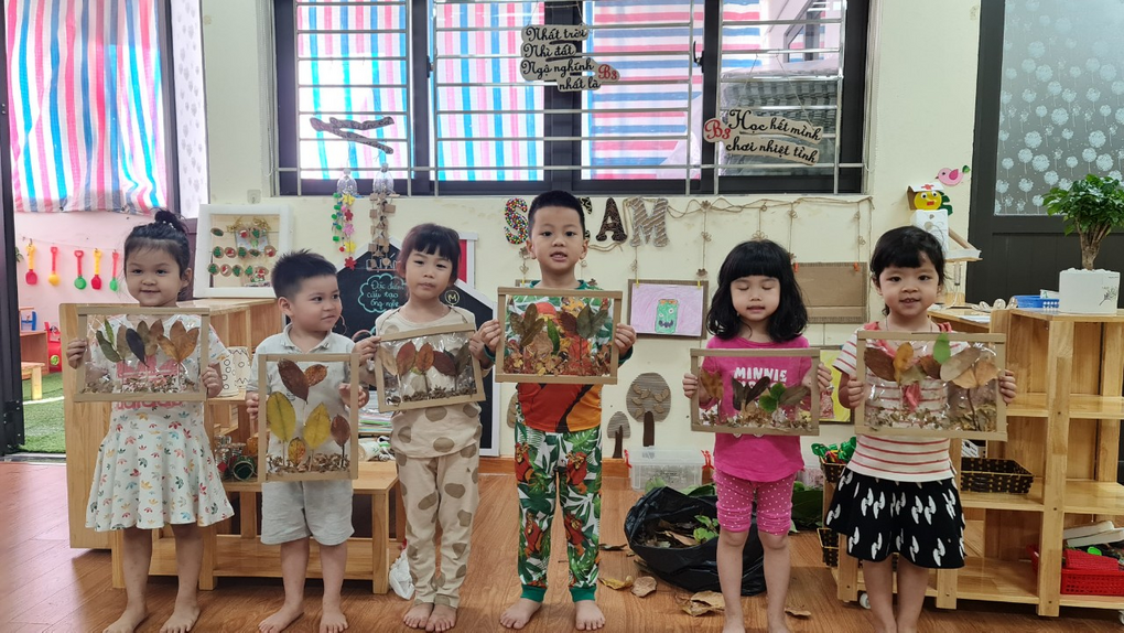 Lớp mẫu giáo nhỡ B3 với ngày 20/10