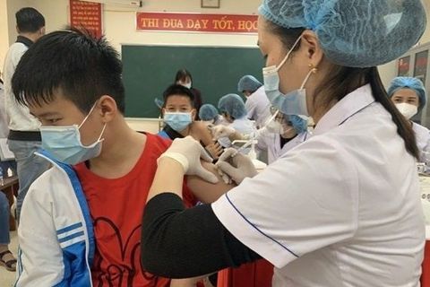 Quận Ba Đình: Tổ chức tiêm vắc xin phòng COVID-19 cho học sinh từ 15 - 17 tuổi