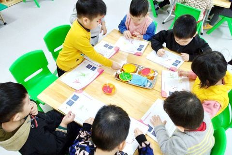 Tầm quan trọng của kỹ năng vận động tinh  ở trẻ mầm non