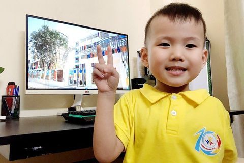 Ngày khai trường đặc biệt của CBGVNV và học sinh trường Mẫu giáo Số 10.