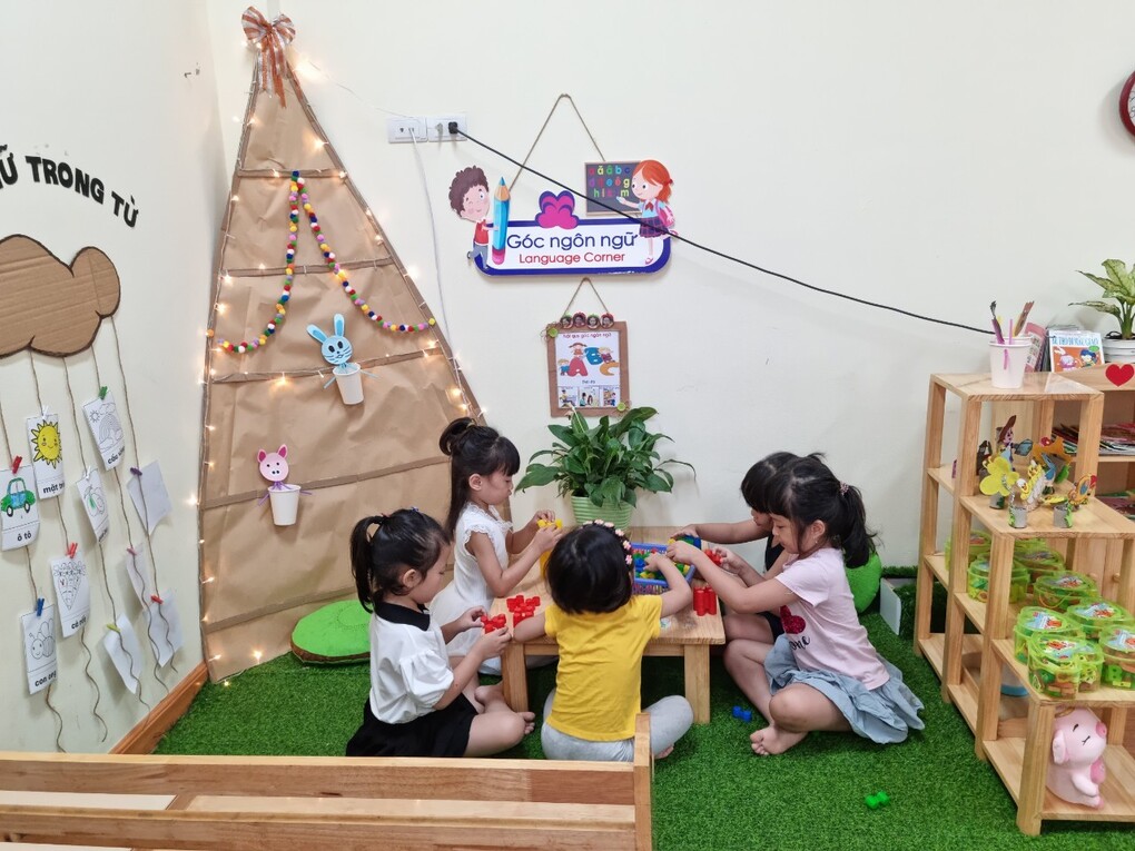 Những việc cha mẹ cần làm để chăm sóc trẻ an toàn khi đi học trở lại