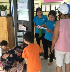 Những hoạt động của cô và trẻ trong ngày đầu trở lại trường Mẫu giáo Số 10