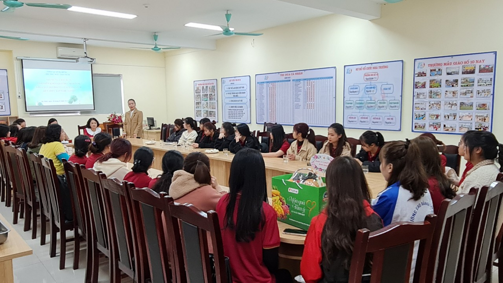 Trường Mẫu giáo Số 10 đón đoàn sinh viên khoa giáo dục mầm non của trường Cao đẳng sư phạm trung ương đến thực tập năm 2023