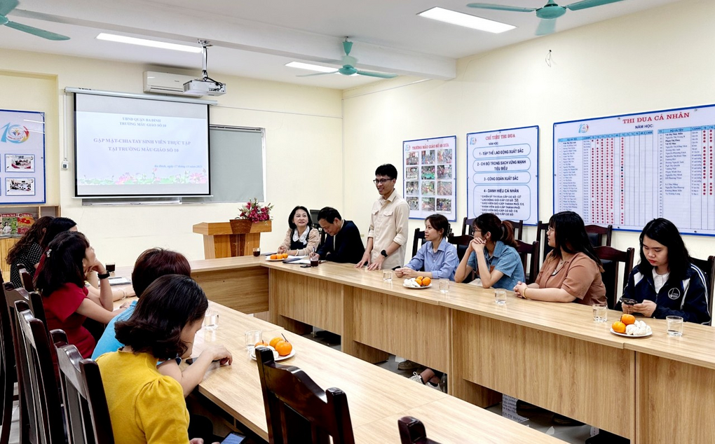 Trường Mẫu giáo Số 10 chia tay đoàn sinh viên thực tập khoa quản trị trường học - Trường đại học Giáo dục