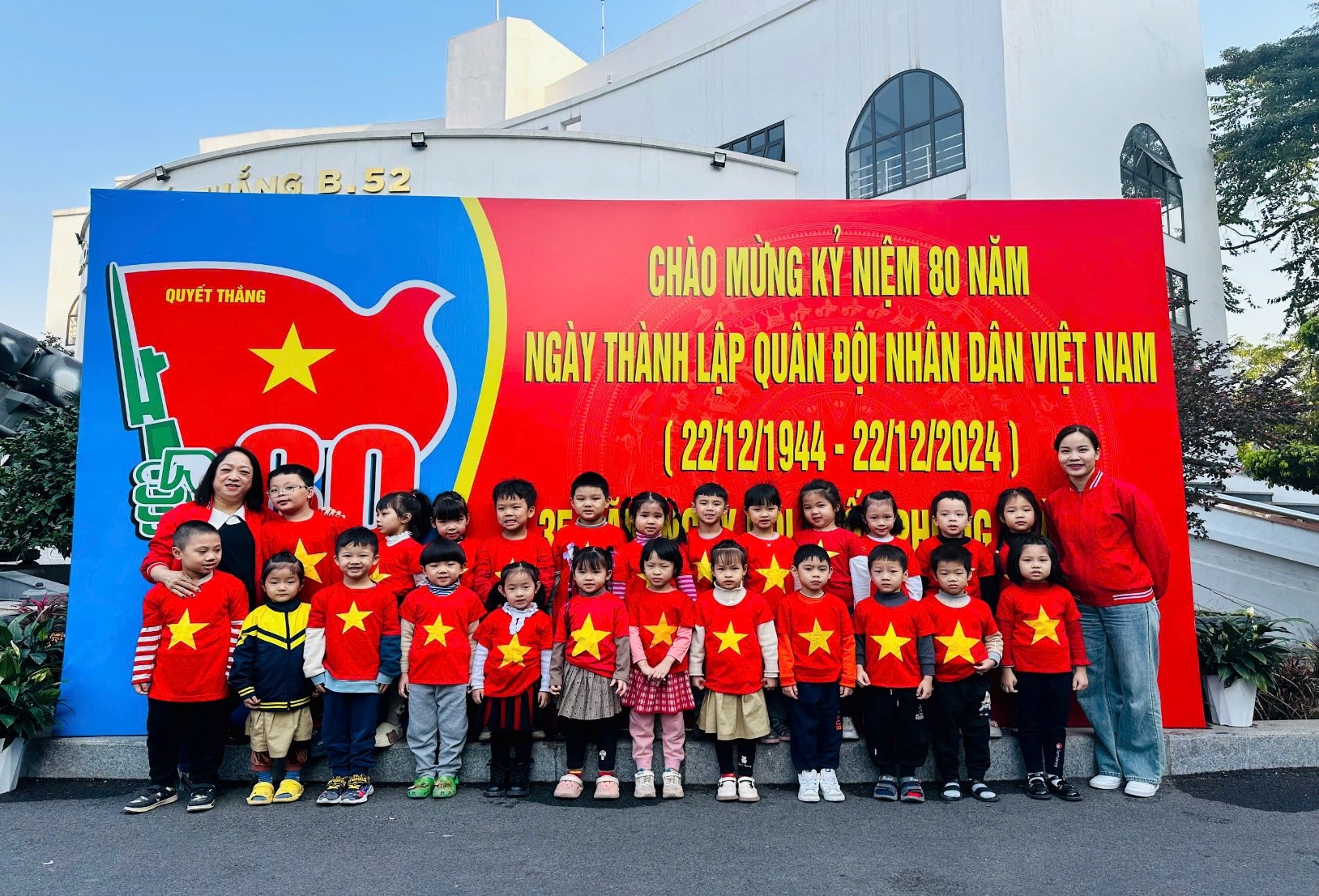 Lớp A4 với chuỗi hoạt động đầy ý nghĩa chào mừng 80 năm ngày Thành lập Quân đội nhân dân Việt Nam (22/12/1944 – 22/12/2024)!