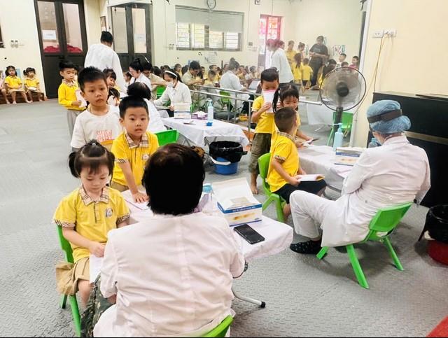 Khám sức khỏe đầu năm của Lớp Mẫu giáo lớn A2