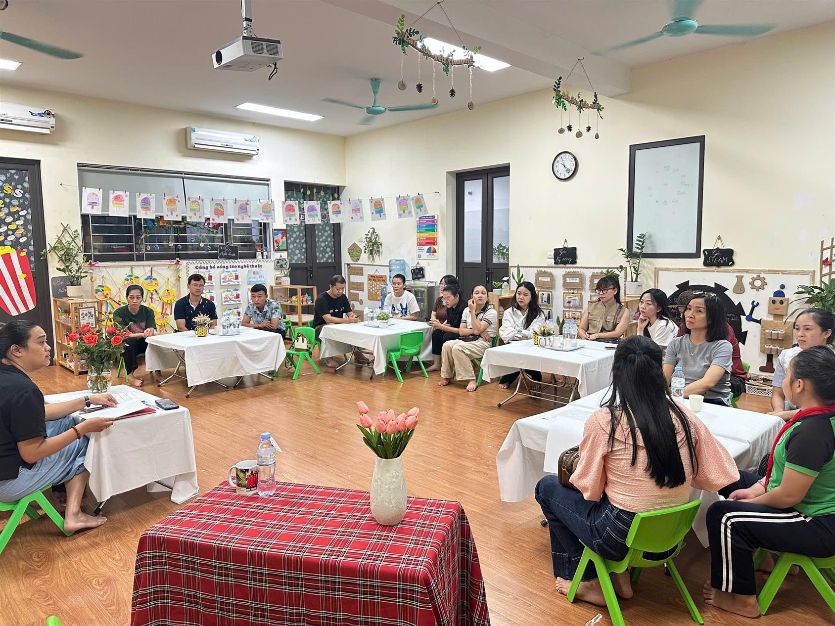 Buổi họp phụ huynh đầu năm học lớp Mẫu giáo bé C2 – Năm học 2025-2026