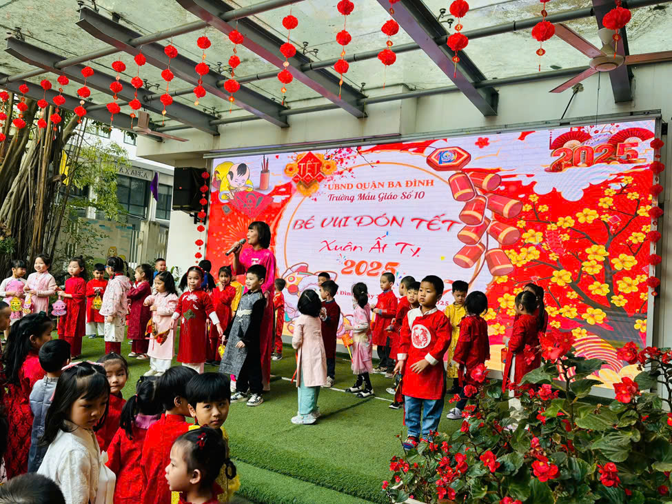 Ngày hội “Bé vui đón Tết” của các con lớp MGB C2