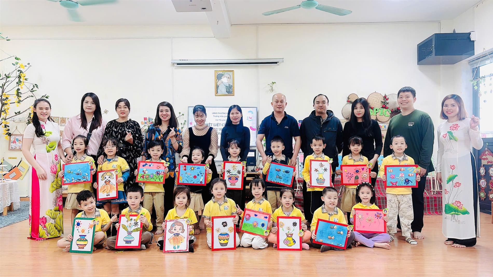 Tầm quan trọng của hoạt động tạo hình với trẻ mầm non