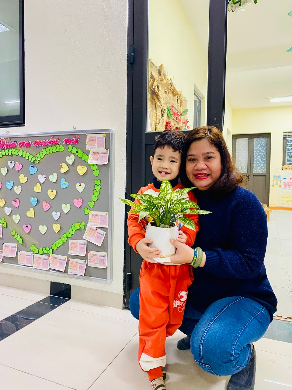 Các bé lớp MGB C1 hưởng ứng “Tết trồng cây” – xuân Ất Tỵ 2025