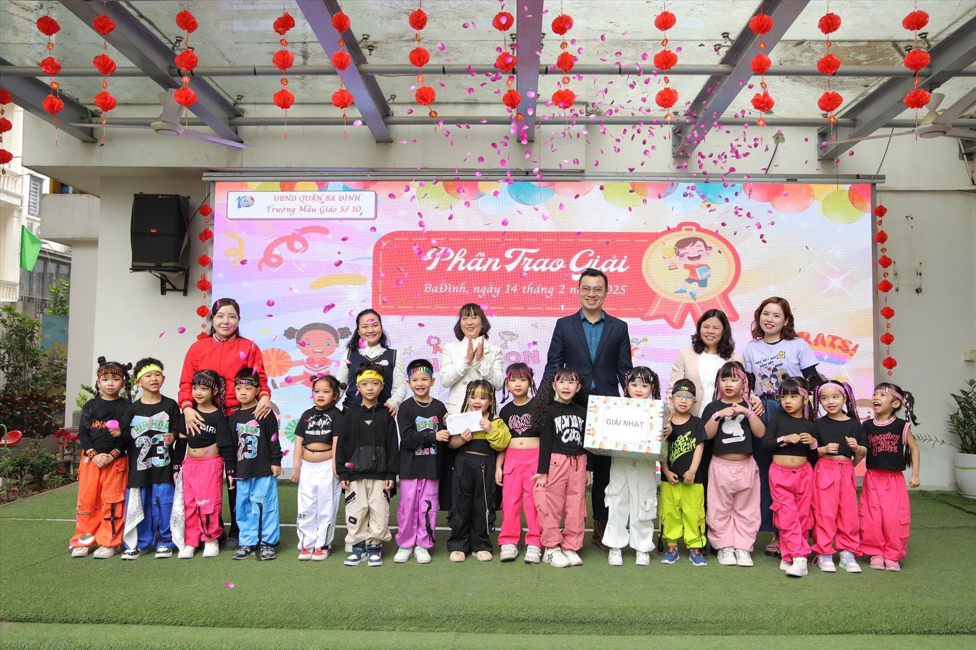 Lớp Mẫu giáo Lớn A2 Đạt giải Nhất trong  hội thi  “Bé khỏe – Bé ngoan” cấp trường năm học 2024- 2025