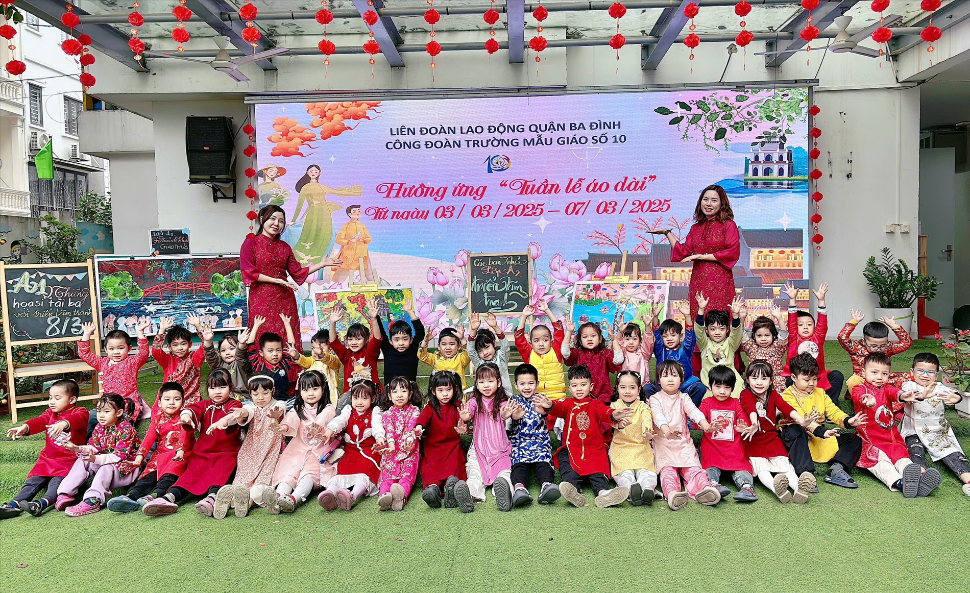 Lớp Mẫu giáo lớn A2 hào hứng tham gia các hoạt động chào mừng ngày Quốc tế Phụ nữ 8-3