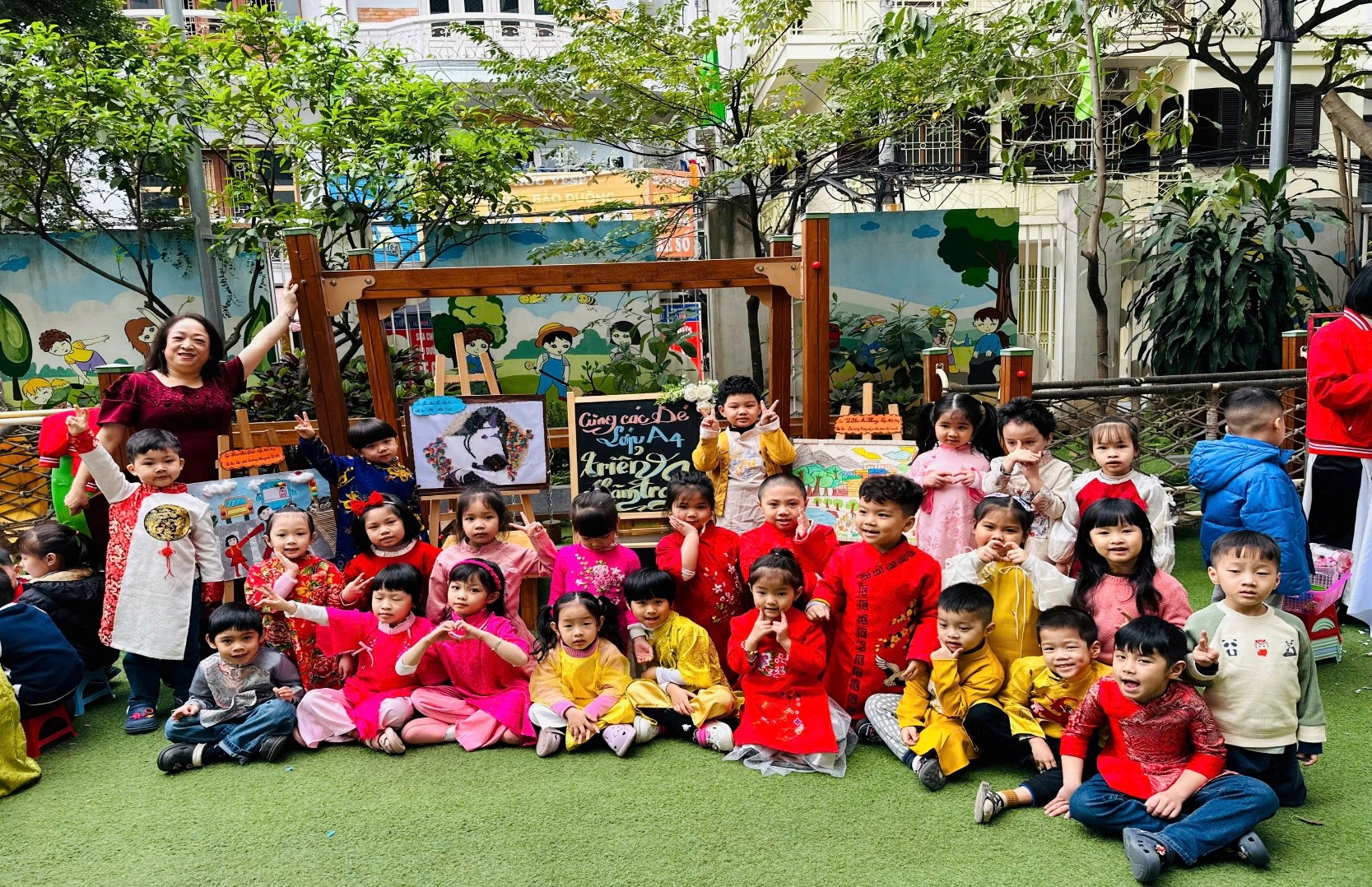 Lớp Mẫu giáo lớn A4 với chuỗi hoạt động mang đầy ý nghĩa Chào mừng ngày Quốc tế Phụ nữ 8-3!