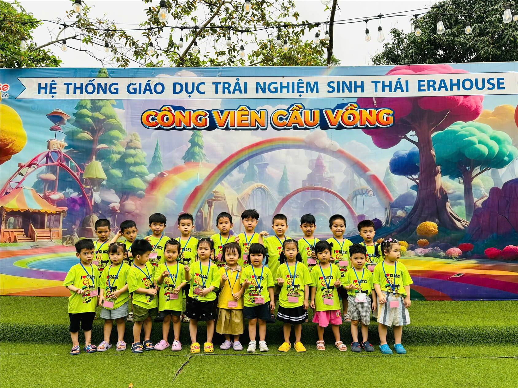 Buổi thăm quan dã ngoại của các con lớp mẫu giáo bé C2