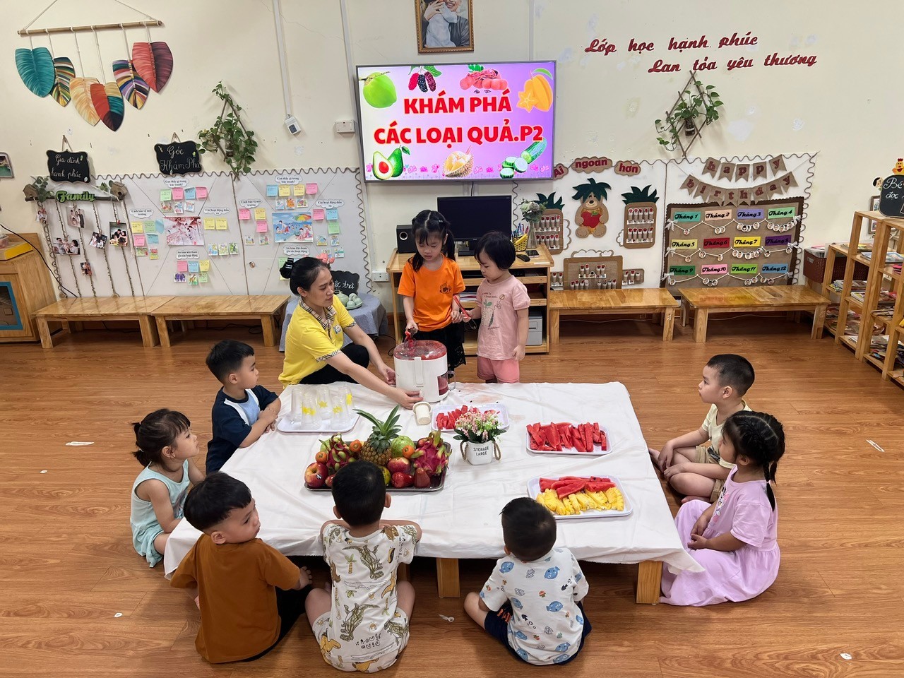 Hoạt động làm nước sinh tố dưa hấu – giải nhiệt mùa hè