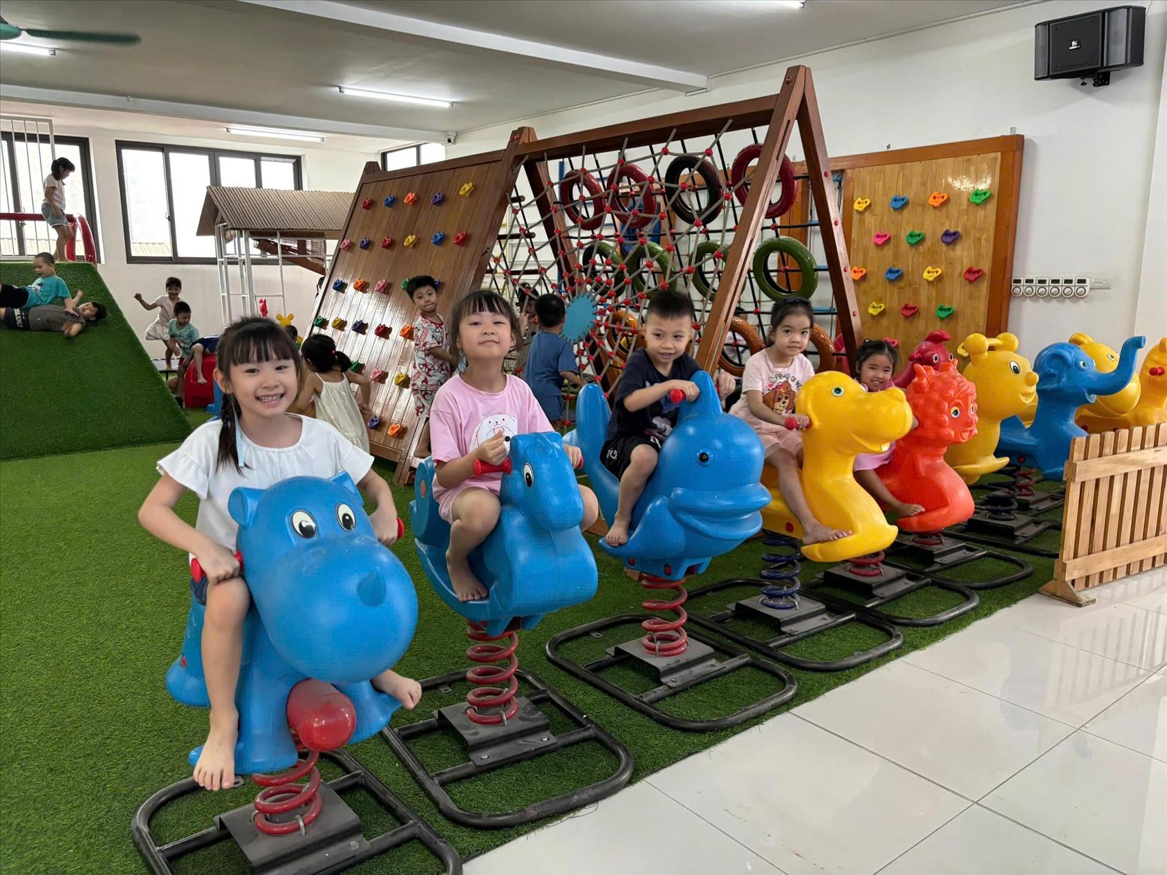 Mỗi ngày đến trường là một ngày vui của các bé lớp A5