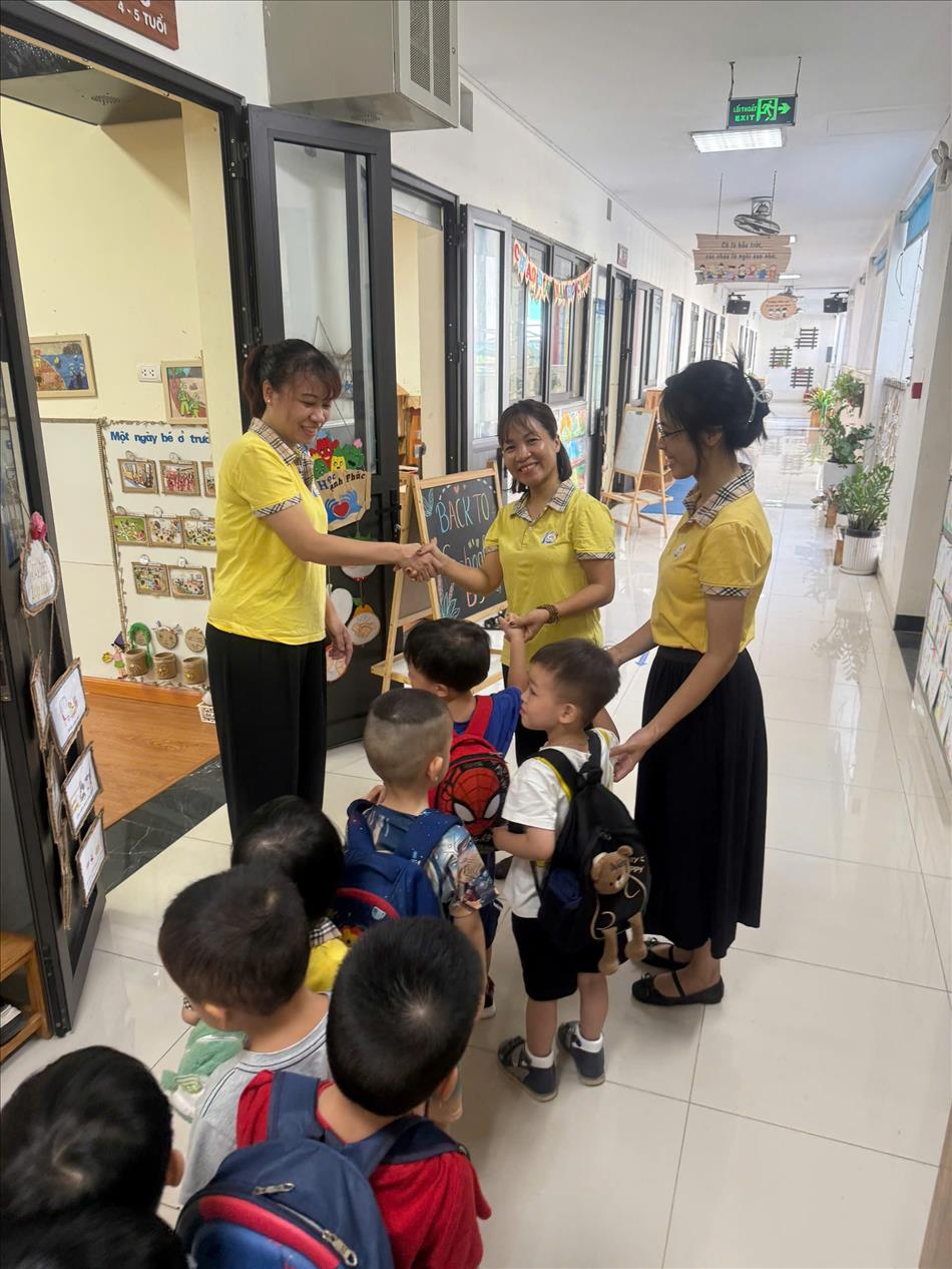 Cảm xúc của cô và các con Lớp MGN B3