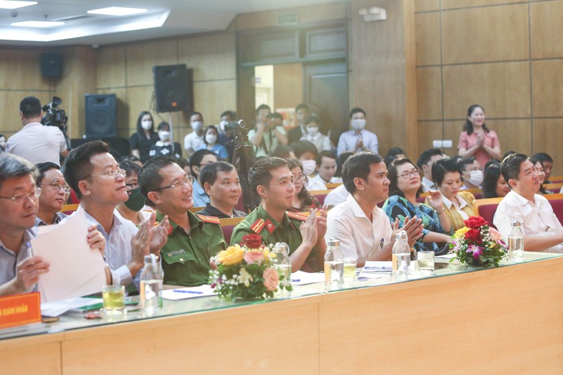 Giáo viên Hà Nội tuyên truyền phòng cháy chữa cháy trong trường học ảnh 3