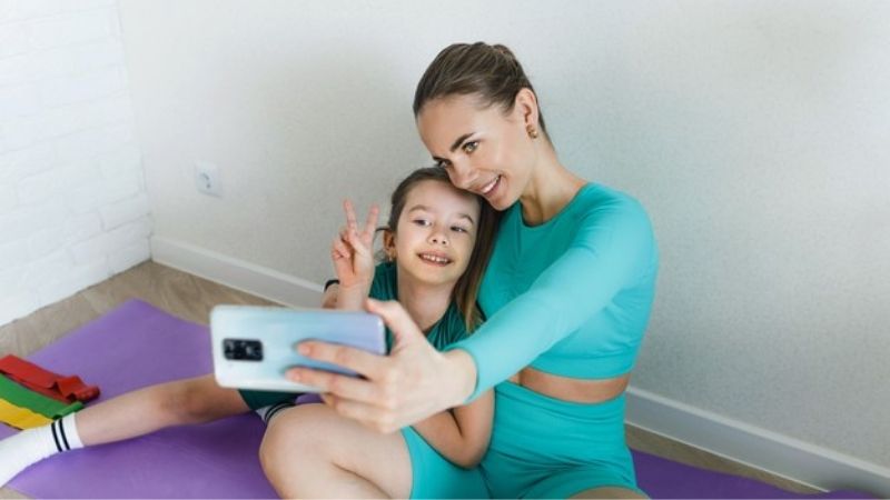 Tạo cho con những món quà bất ngờ khi con hạn chế dùng điện thoại