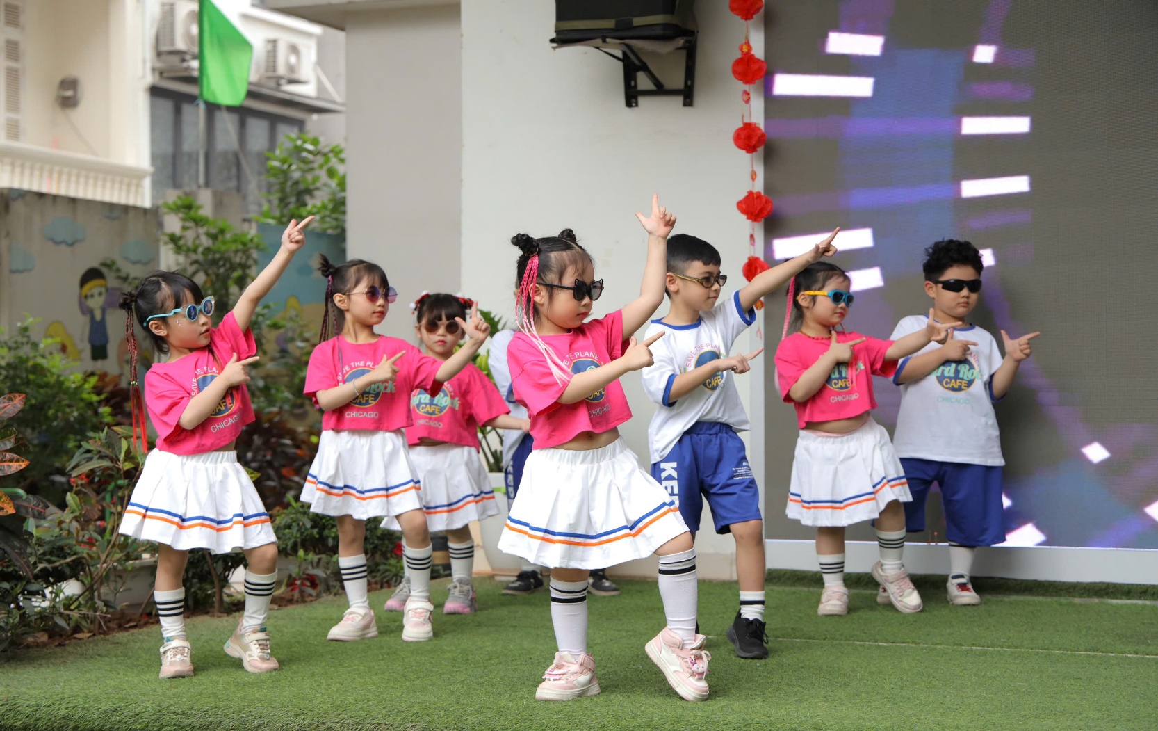 C:\Users\ADMIN\Desktop\ảnh a4. 2024-2025\Bé khỏe, bé ngoan\z6316500597361_6a0f1d39e6d52c9ad2d7ba4507499d16.jpg