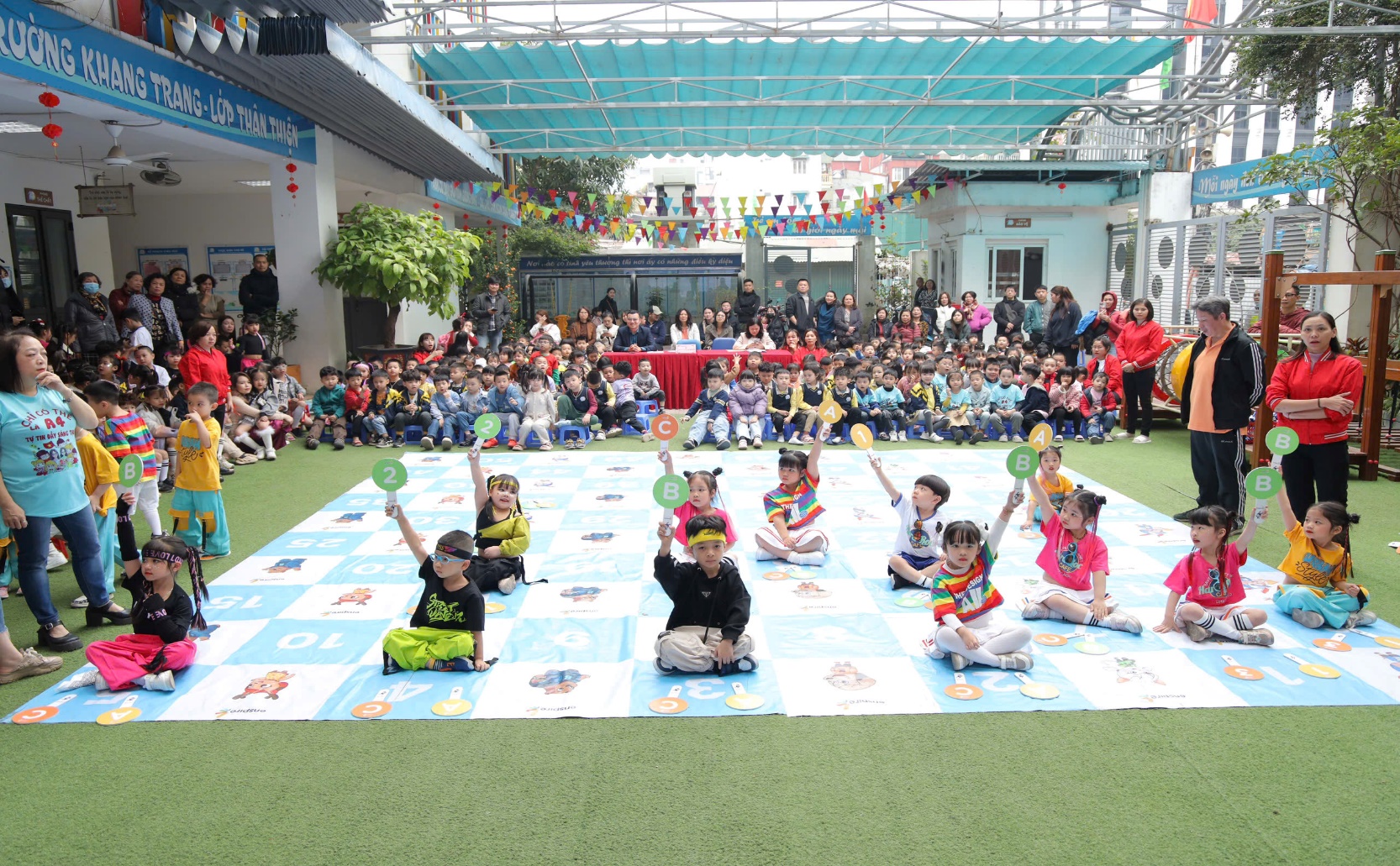 C:\Users\ADMIN\Desktop\ảnh a4. 2024-2025\Bé khỏe, bé ngoan\z6316528250554_400783b7a3df623e1d3b742f4a42b9bb.jpg