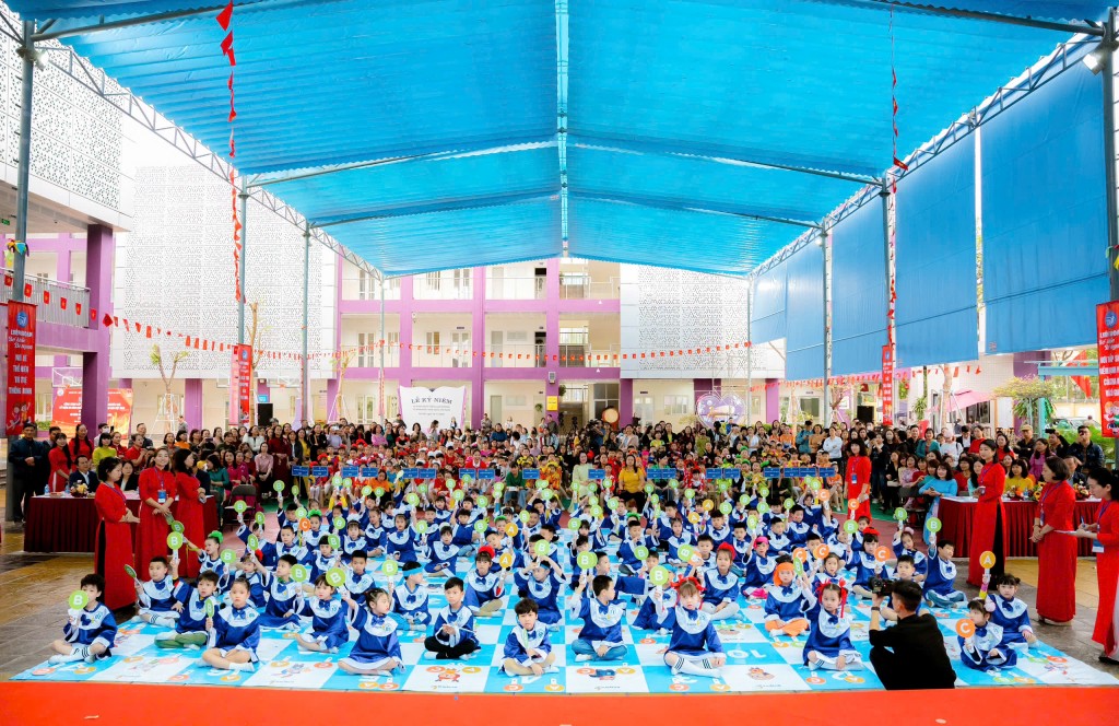 Liên hoan thu hút gần 300 bé mầm non tham gia